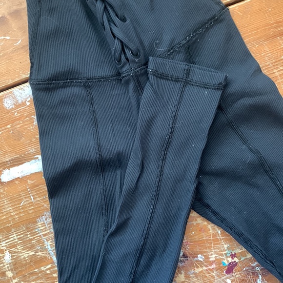 aerie Offline Lace Up Ribbed Leggings - Picture 3 of 5